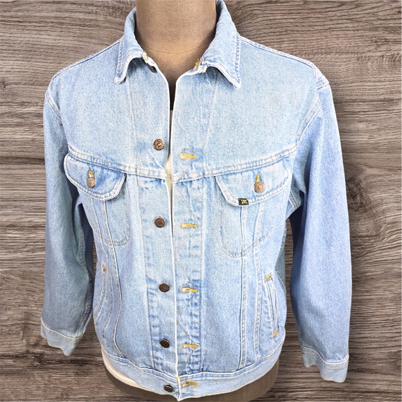 Vintage 90s Lee Jean Jacket Light Wash Denim Trucker- USA Made - Picture 1 of 10